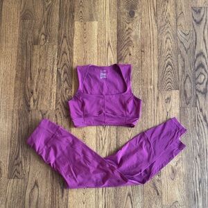 Women's Purple Activewear Set small top and bottom like new